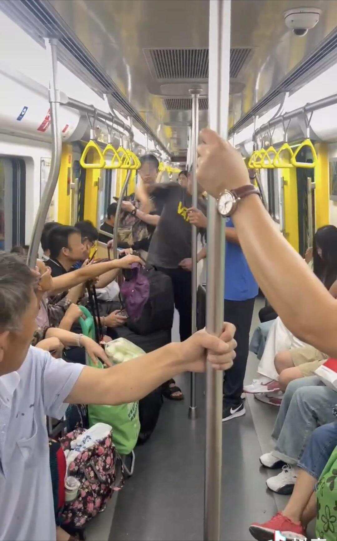 热点生活 第8页